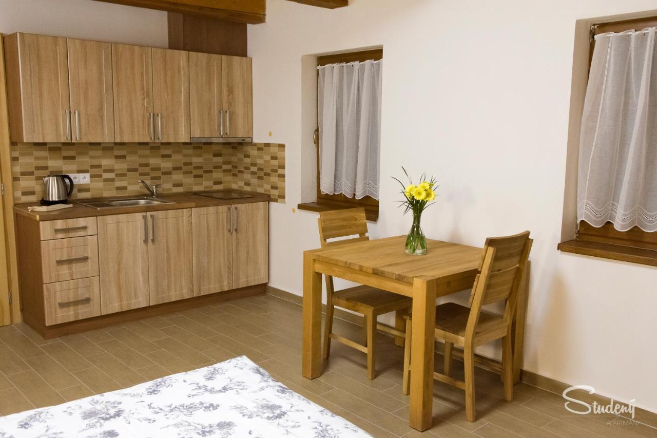 Apartmany Studeny Kunratice  Luaran gambar